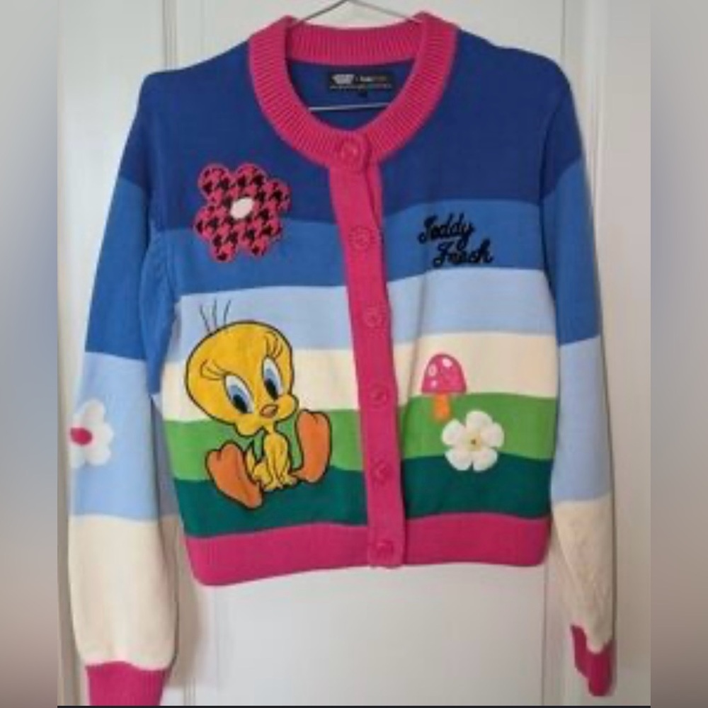 Women's Looney Tunes X Teddy Fresh
Sweater Size XL Retro Blue and Pink Cardigan